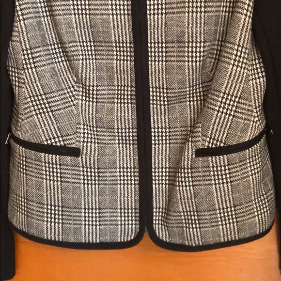 Talbots jacket - Picture 3 of 5